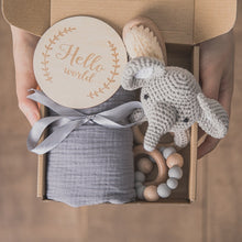 Load image into Gallery viewer, Newborn Baby Gift Set
